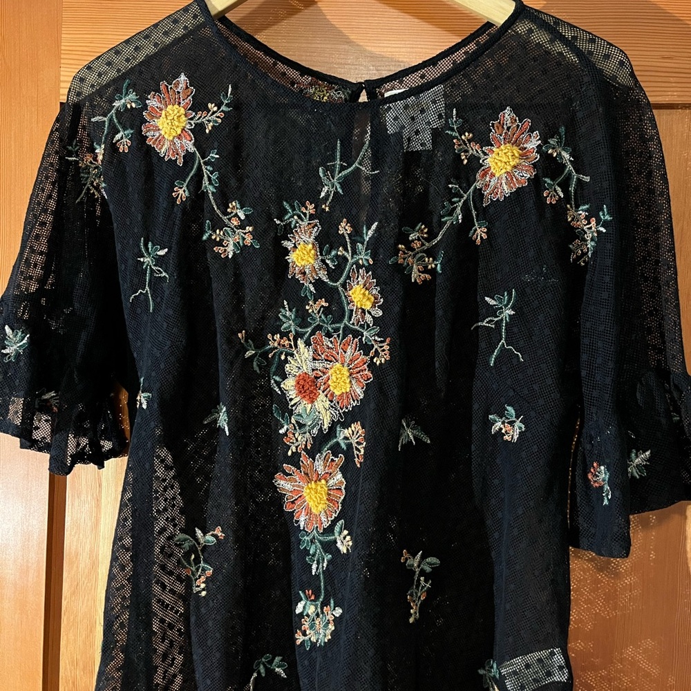 Maeve Black and Yellow Flutter Sleeve Embellished Blouse